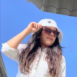 Meet your Posher, Rajvi